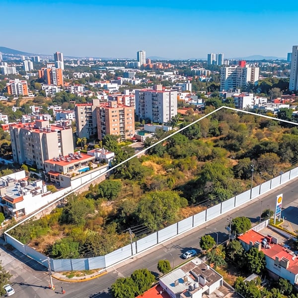 Terreno en venta con Potencial para Desarrollo inmobiliario en Jesús del Monte Huixquilucan