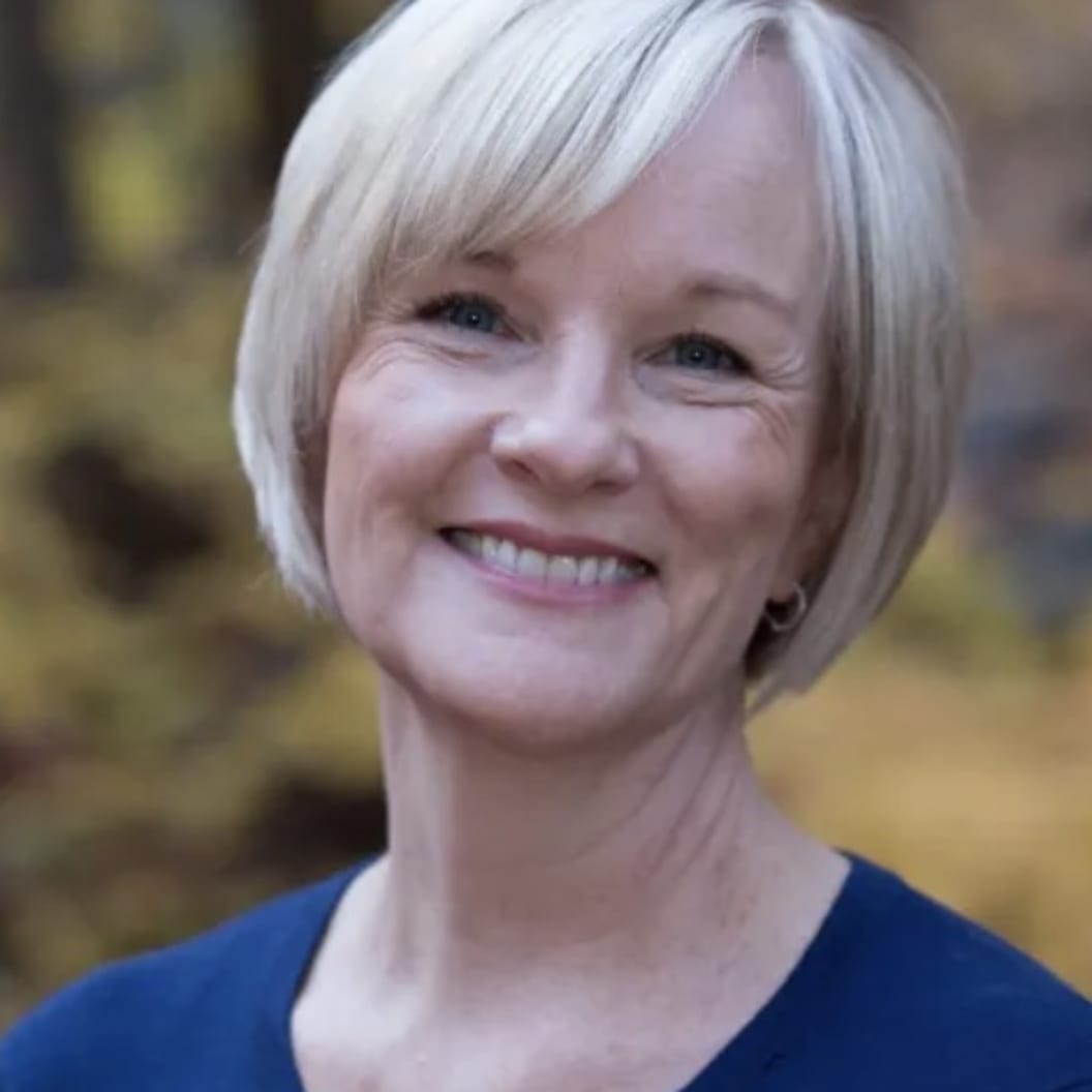 A circular avatar of Cindy White