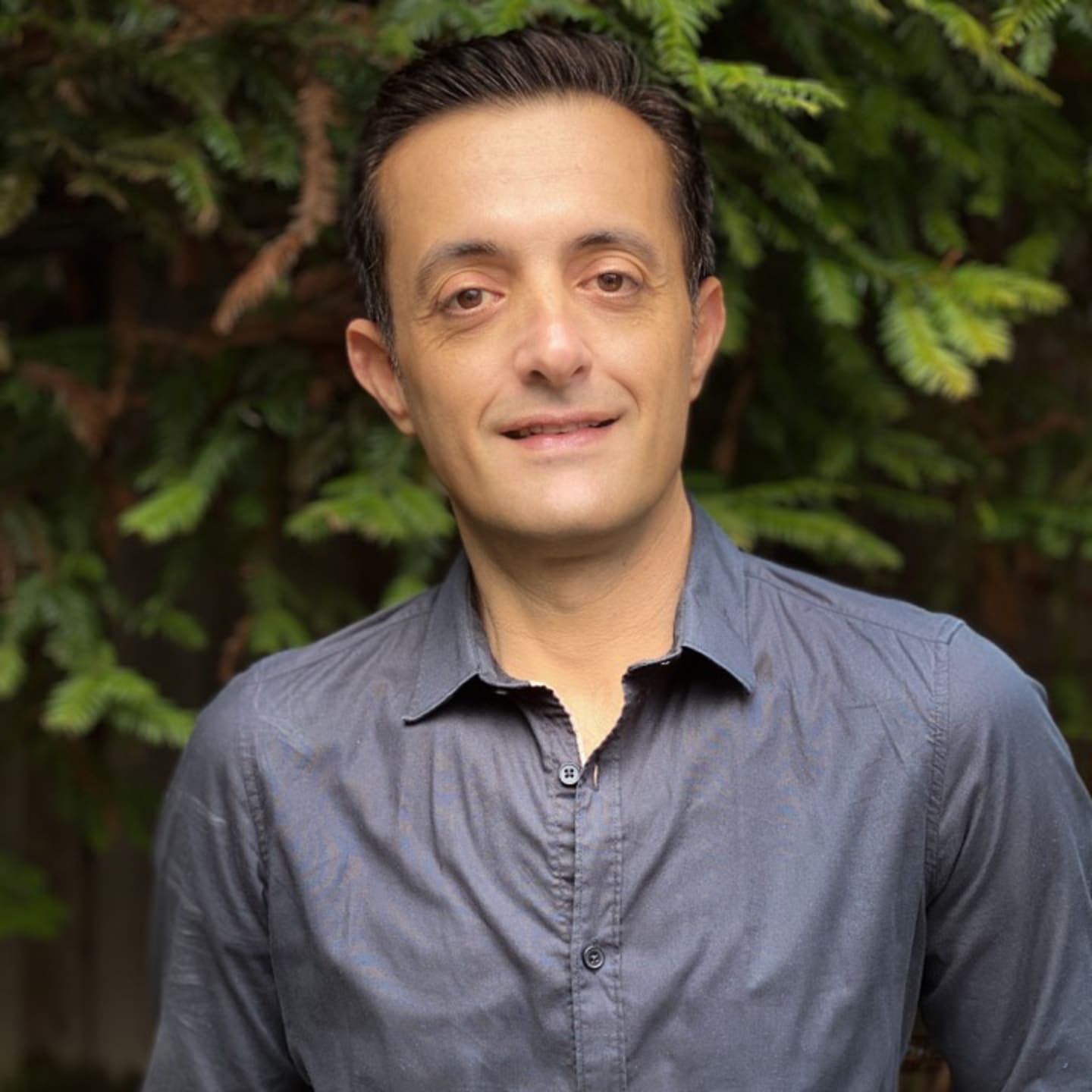 A circular avatar of Elias Aboujaoude