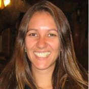 A circular avatar of Claudiene Vilasboas Duarte
