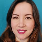 A circular avatar of Ana Karen Olivares Dávila