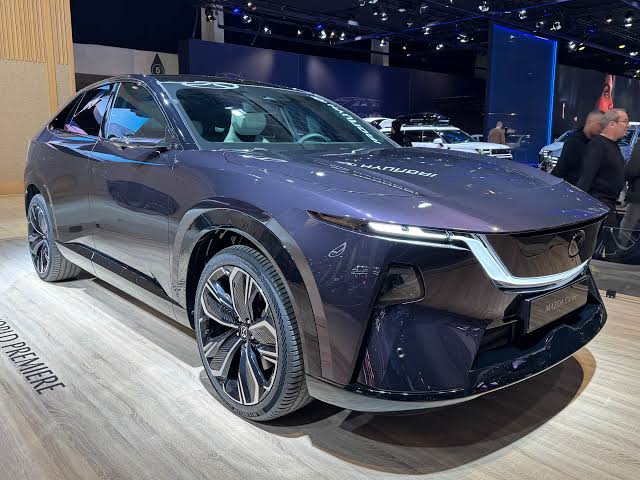 Mazda CX-6e