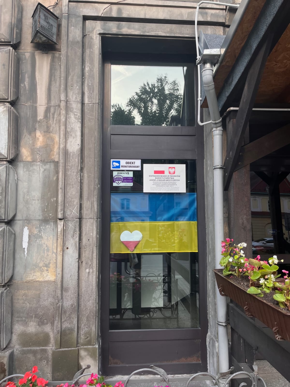 photo from album ukraine.flags