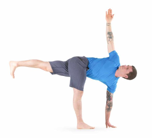 A Tapas-Building Yoga Sequence to Fuel Willpower