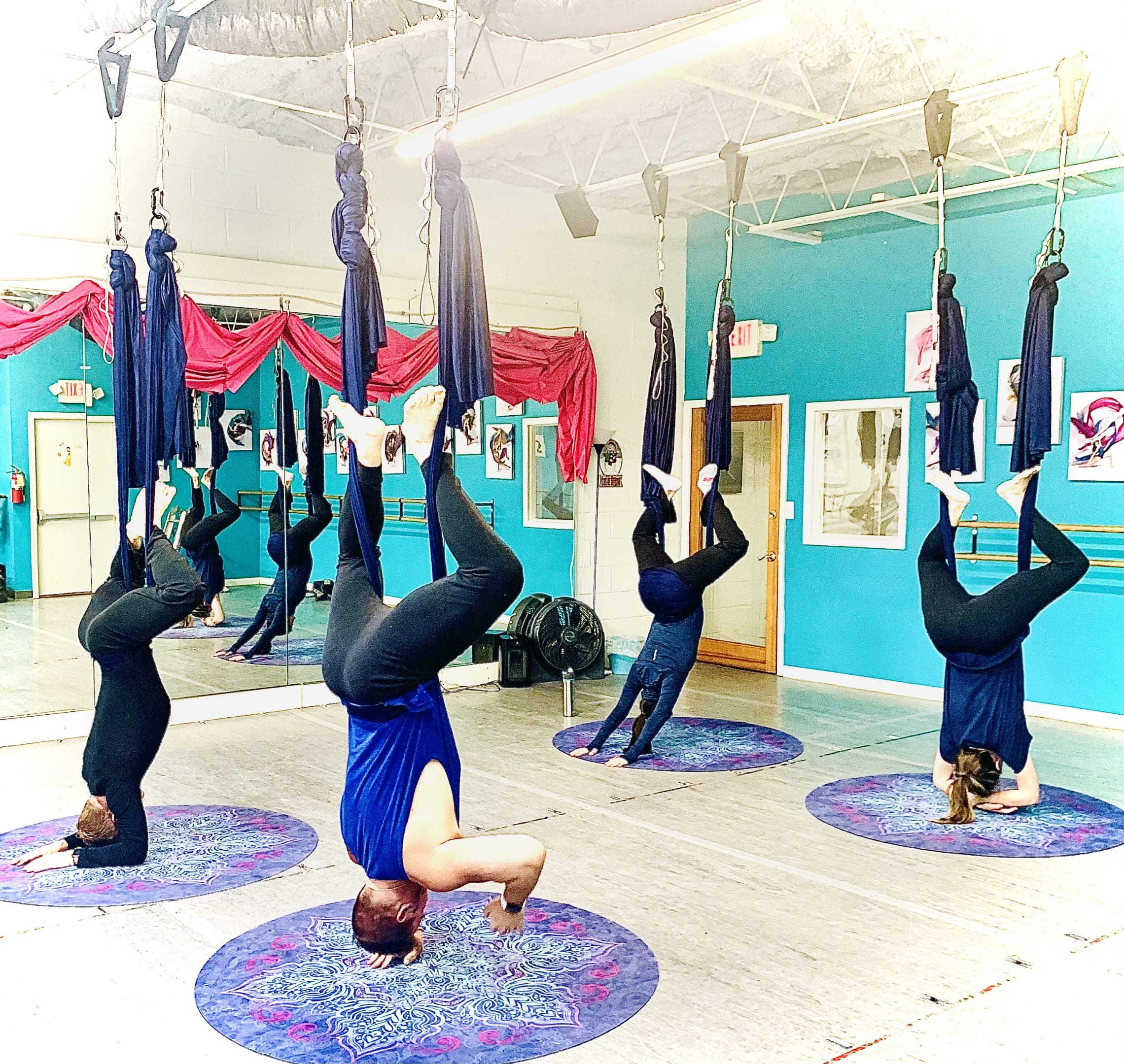 Aerial Yoga – Om My Yoga