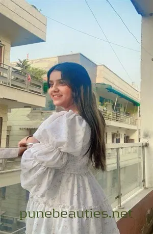 priya Callgirl service in Pune
