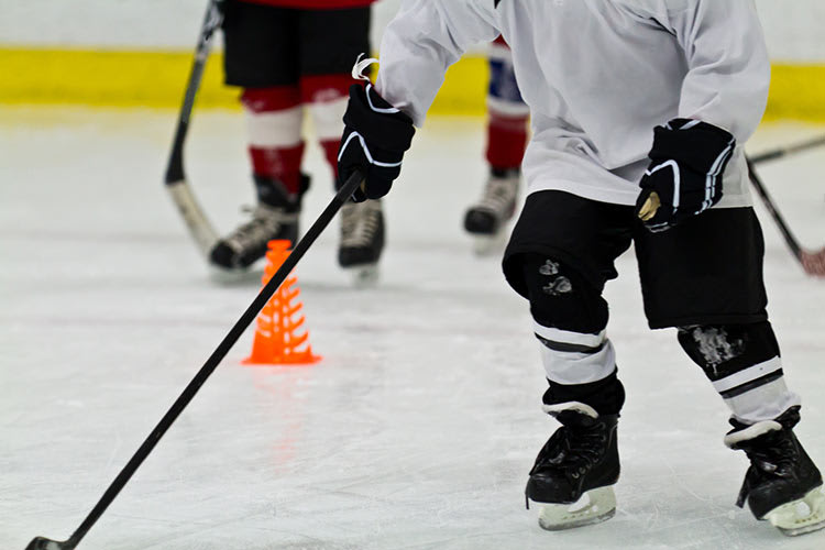 5 Steps To Teach Yourself How To Do Backwards Crossovers Pure Hockey