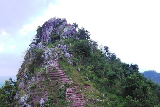 Gagahnya Wisata Bukit Cumbri Purwantoro Wonogiri ...