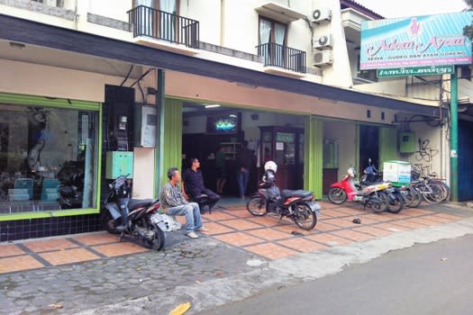 Istimewanya Gudeg Kendil Adem Ayem Solo - PetaTempatWisata.com