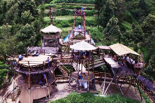 Oemah Bamboo Merapi Solo
