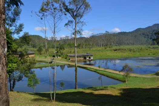Wisata Komplit di eMTe Highland Resort Ciwidey Bandung ...