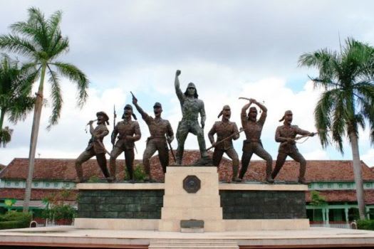 monumen-supriyadi1