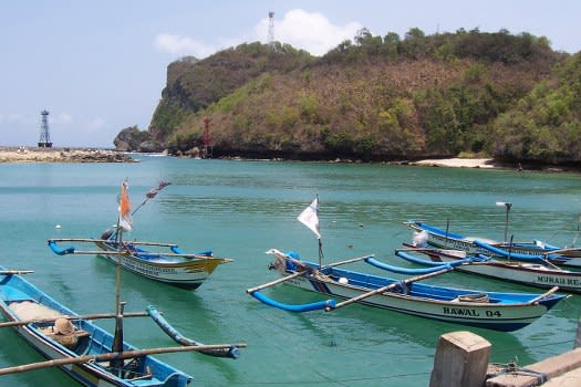 Pantai Sadeng Gunungkidul Jogja - PetaTempatWisata.com