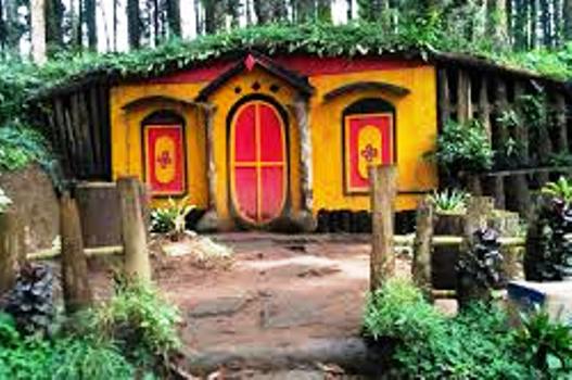 kampung-kurcaci-purbalingga-1
