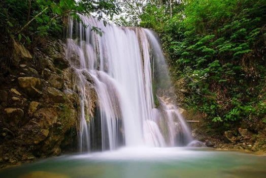 Air Terjun Grojogan Sewu Tawangmangu, Karanganyar, Jawa Tengah