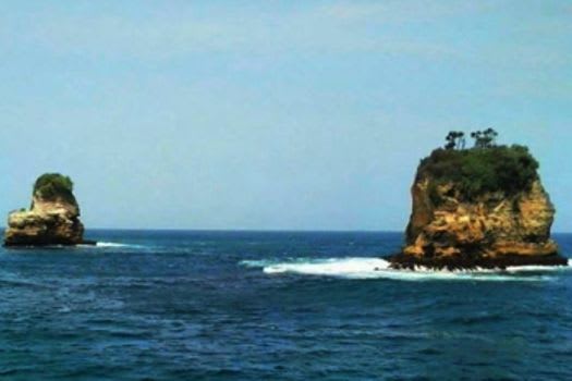 pantai-dung-dowo