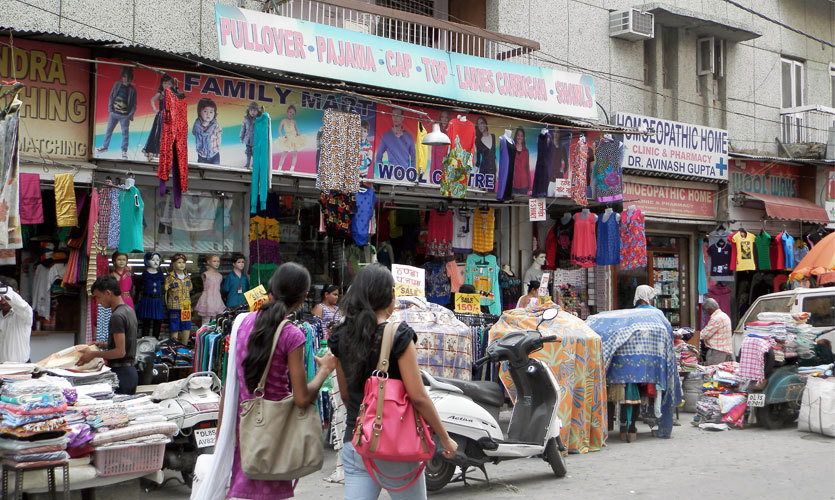 Come Join Us In Exploring Kamla Nagar Market! | So Delhi