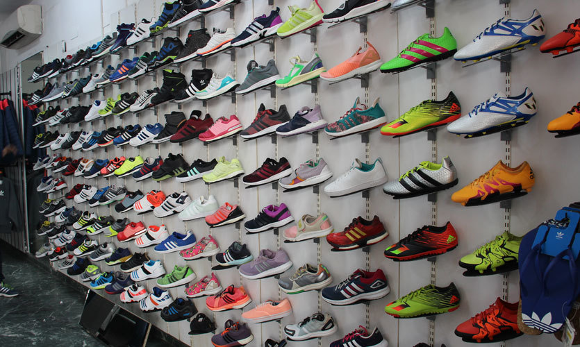 nike factory outlet sarita vihar