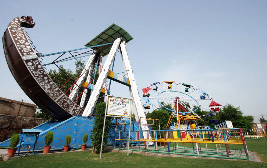 Amusement Park in Delhi  Best Amusement Park - AapnoGhar