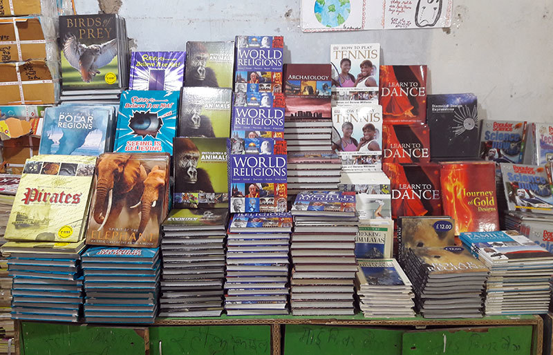 These Shops In Daryaganj Are Selling Books By The Kilo Here’s