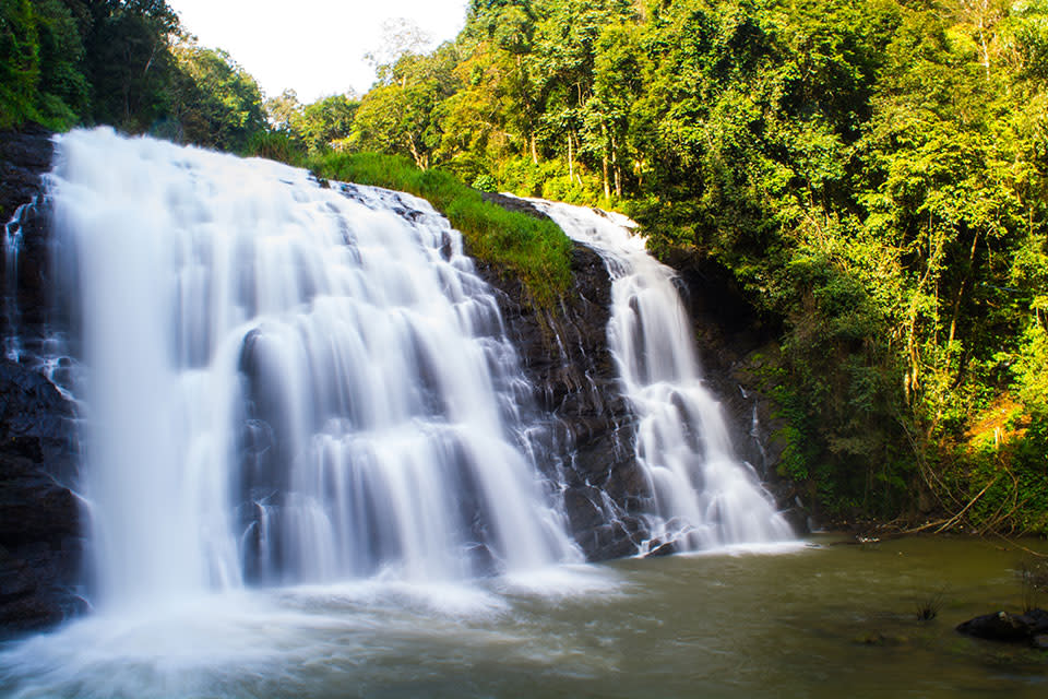 Best Waterfalls in Coorg During Monsoon: What's Open, What's Safe & When to Go