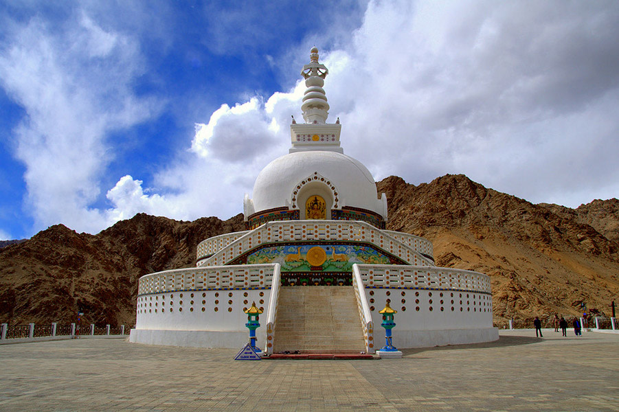 Shanti Stupa (Leh)