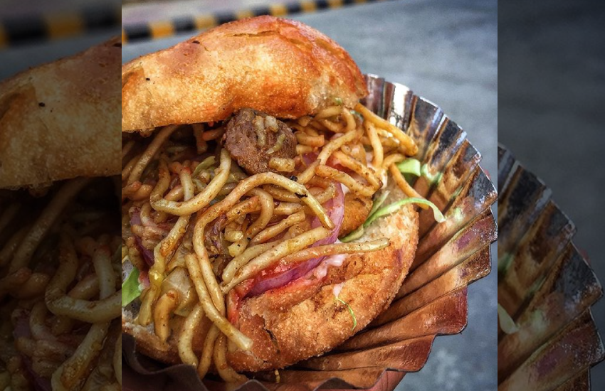 Try This Soya Chowmein Burger In Ghaziabad So Delhi