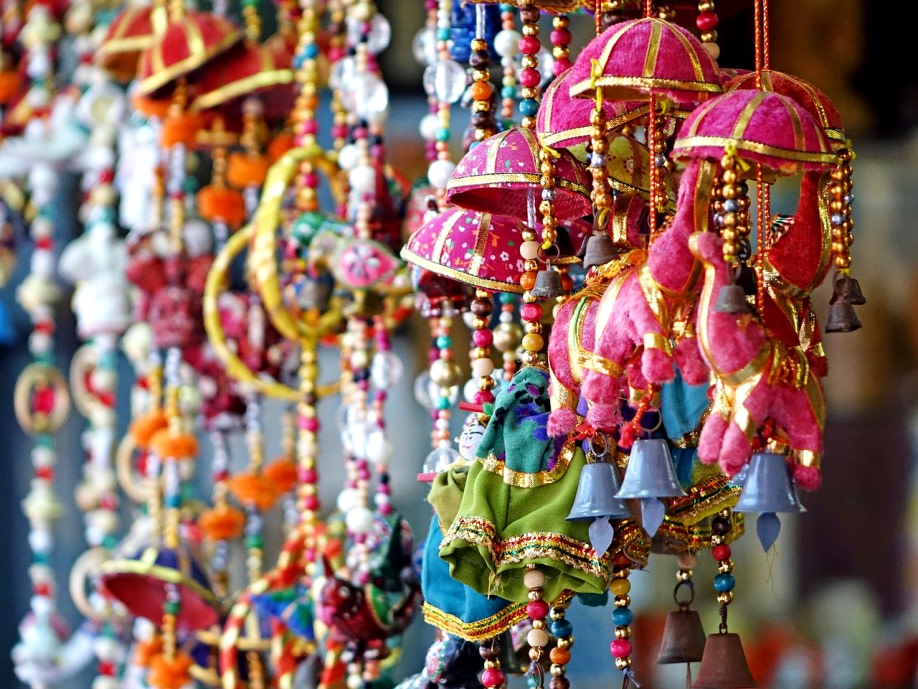 7 Best Markets To Shop From In Agra | So Agra