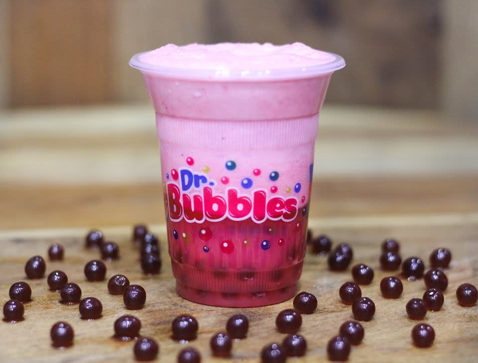 Dr. Bubbles Is Serving All Kinds Of Bubble Teas + Waffles Pepsi