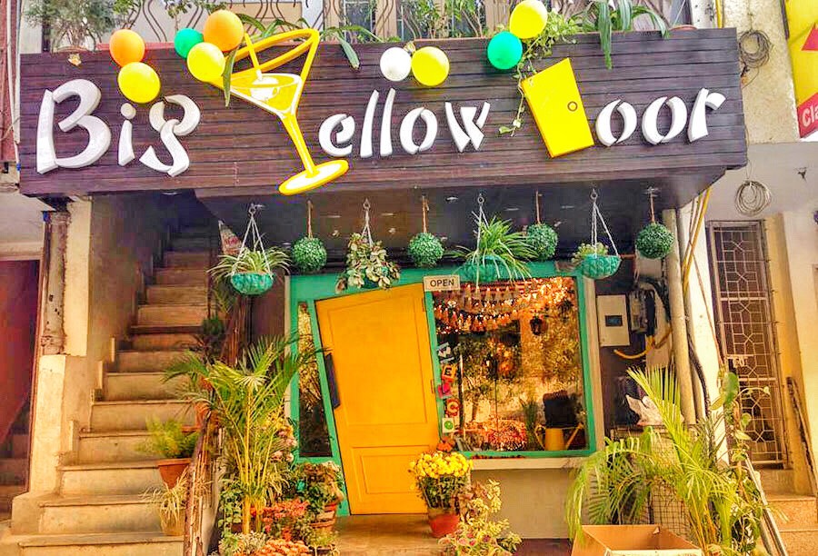 8 Best Cafes In Delhi Where You & Your BFF Can Have A Scrummy Meal