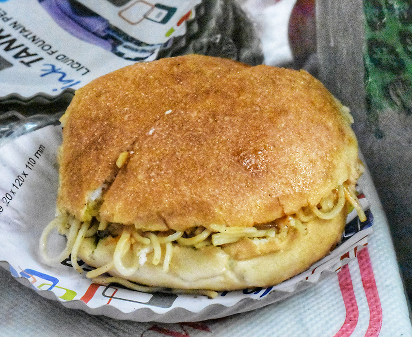 R B Singh Special Burger In Keshav Puram So Delhi