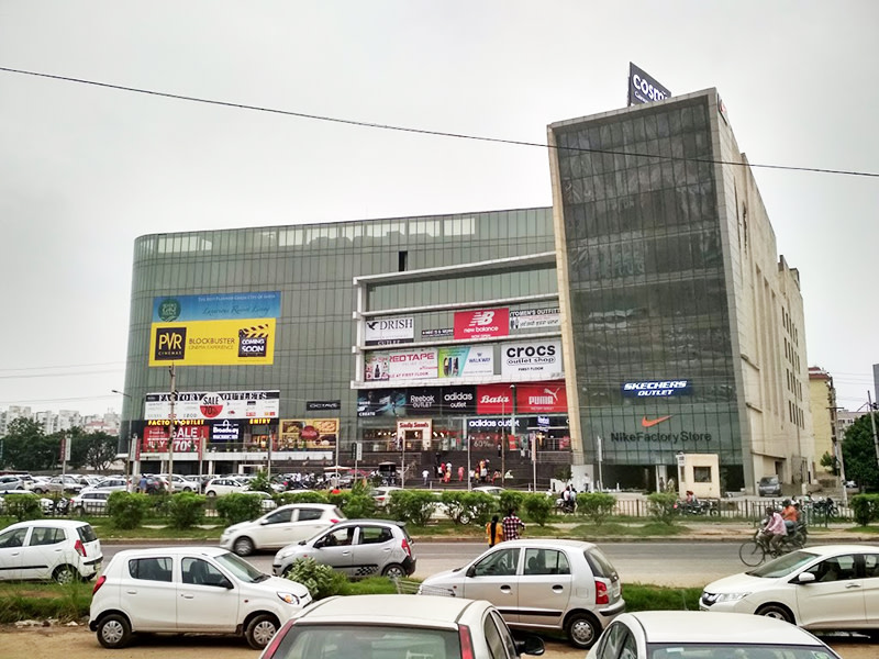 reebok factory outlet zirakpur