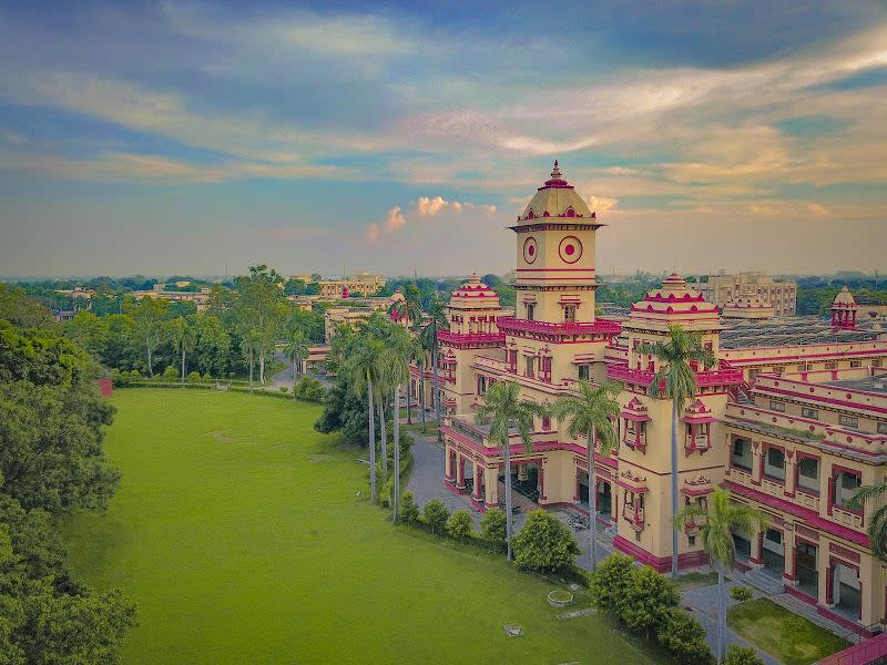 Here Are The List Of 10 Beautiful College Campuses In India Scoop Beats