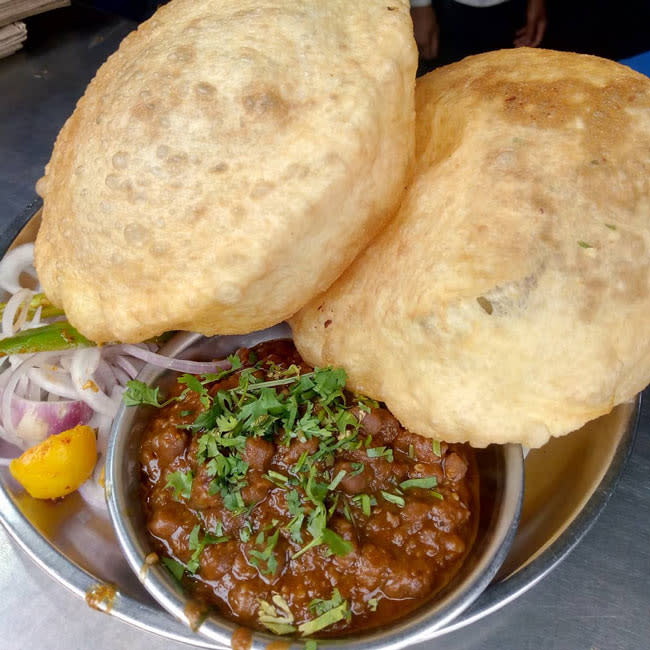 Bhogal Chole Bhature Wala - Dil Se Foodie Bhogal Ke Chole Bhature Watch