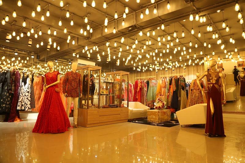 Multi Designer Clothing Store in Delhi