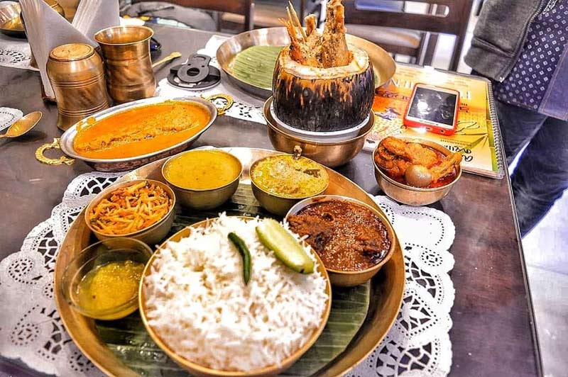 8 Best Restaurants For Bengali Food In CR Park, Delhi