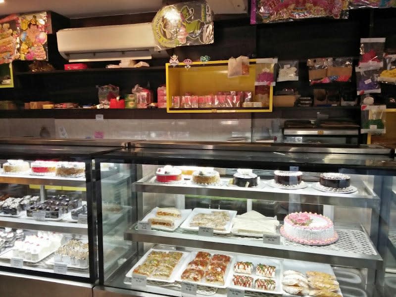 The Chocolate & Cake Studio in West Patel Nagar,Delhi - Best Cake Shops in  Delhi - Justdial