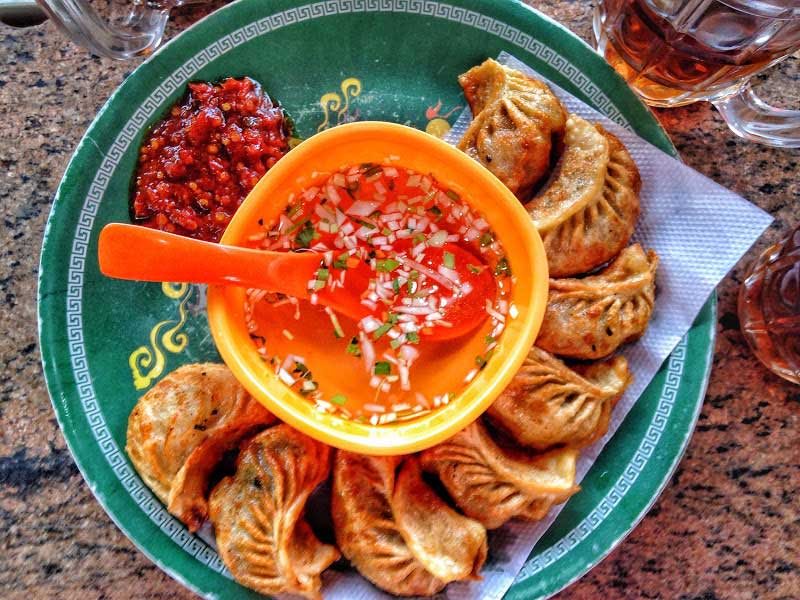 5 Best Momos At Dilli Haat In INA, Delhi | So Delhi