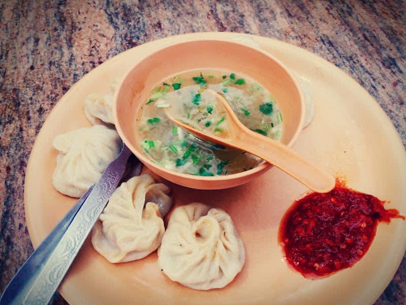 5 Best Momos At Dilli Haat In INA, Delhi | So Delhi