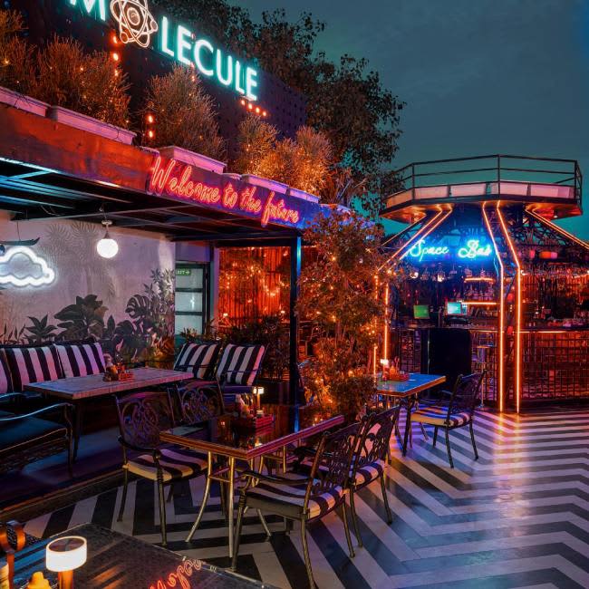 7 Top Places In Green Park, Delhi To Go With Friends So Delhi