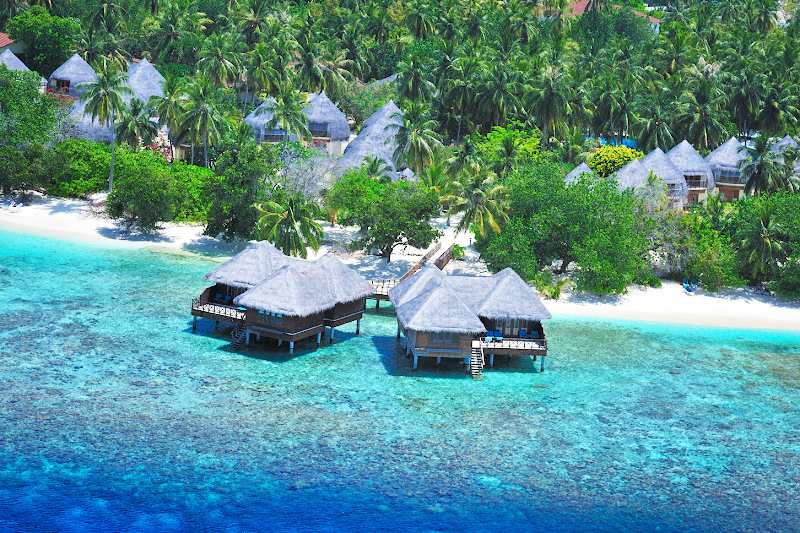 Best Affordable & Luxurious Places To Stay In Maldives | So Delhi