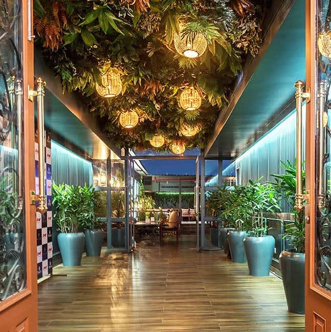 9 Most Romantic Restaurants In Noida For A Date | So Delhi