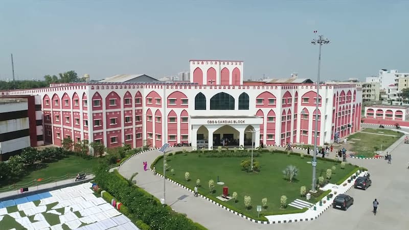 10 Biggest College Campuses In India So Delhi