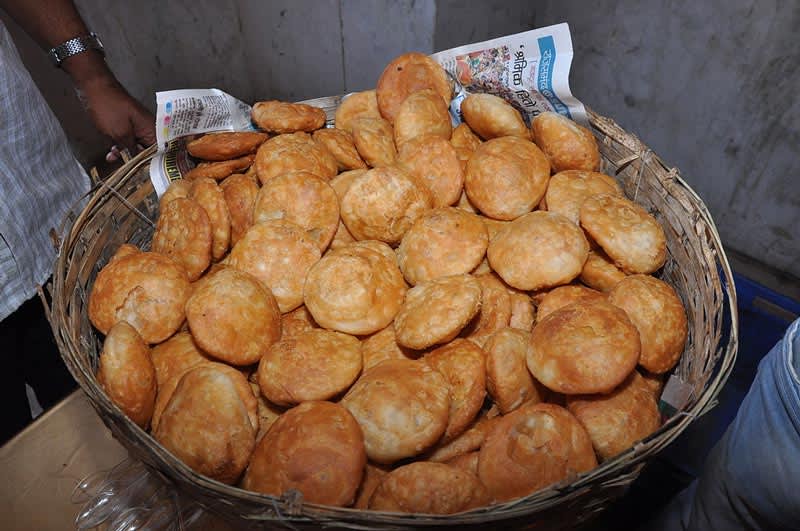 9 Best Places For Kachoris In Delhi | So Delhi