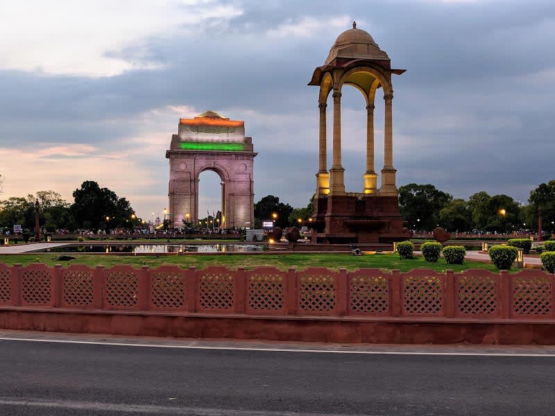 10 Popular Heritage Monuments In Delhi One Must Visit | So Delhi