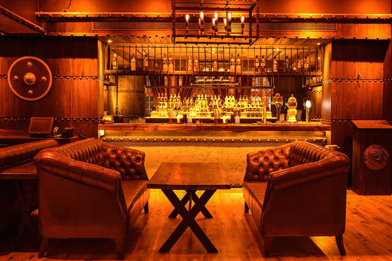 8 Best Bars In CP, Delhi To Grab A Drink | So Delhi