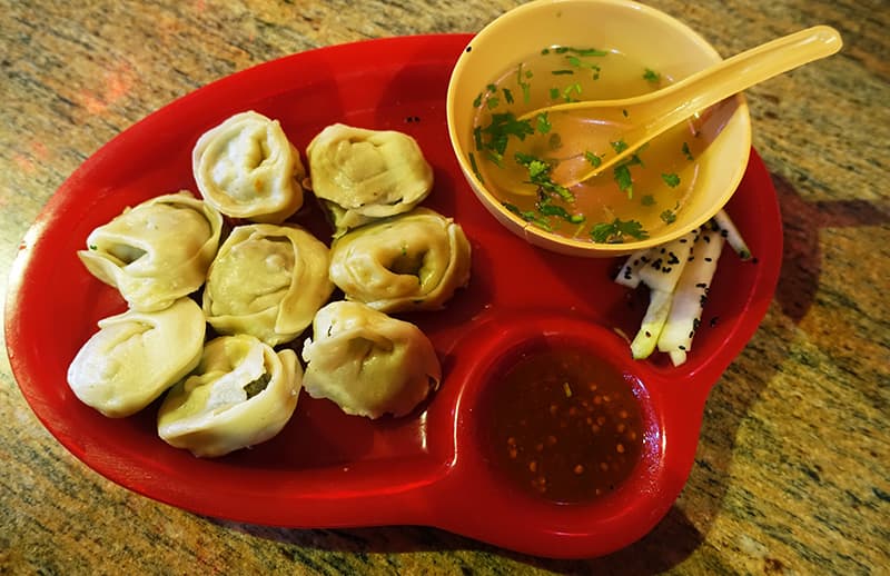 5 Best Momos At Dilli Haat In INA, Delhi | So Delhi