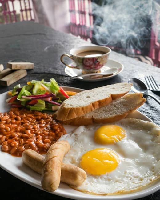 must visit breakfast places in goa