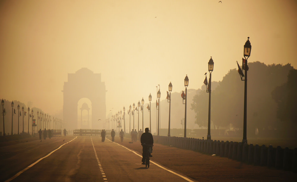 Weather Update: चेन्नई और बेंगलुरू में आफत बनी बारिश, केरल के दो जिलों में ऑरेंज अलर्ट
