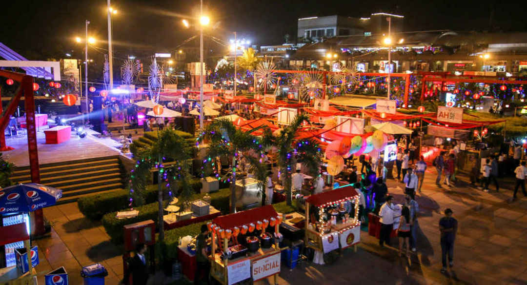 Top 10 Stalls to at The Asian Hawkers Market So Delhi